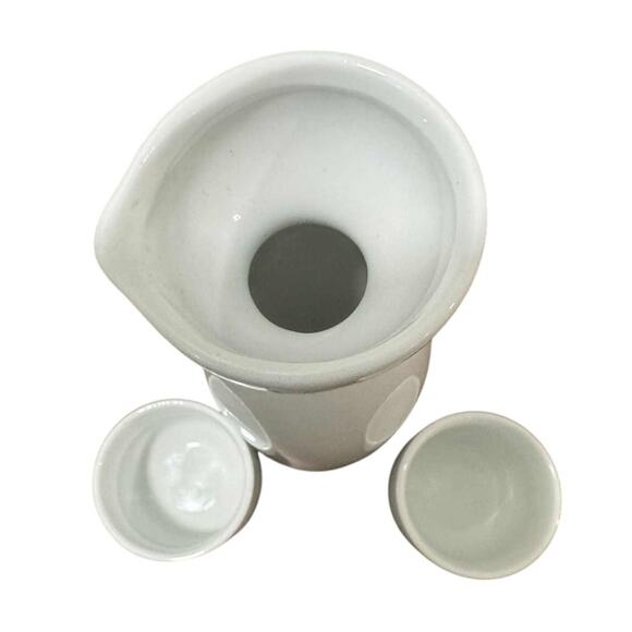 Supreme Sake Set (FW17 Ceramics) – Bottle + 2 Cups – Like New - Picture 5 of 5